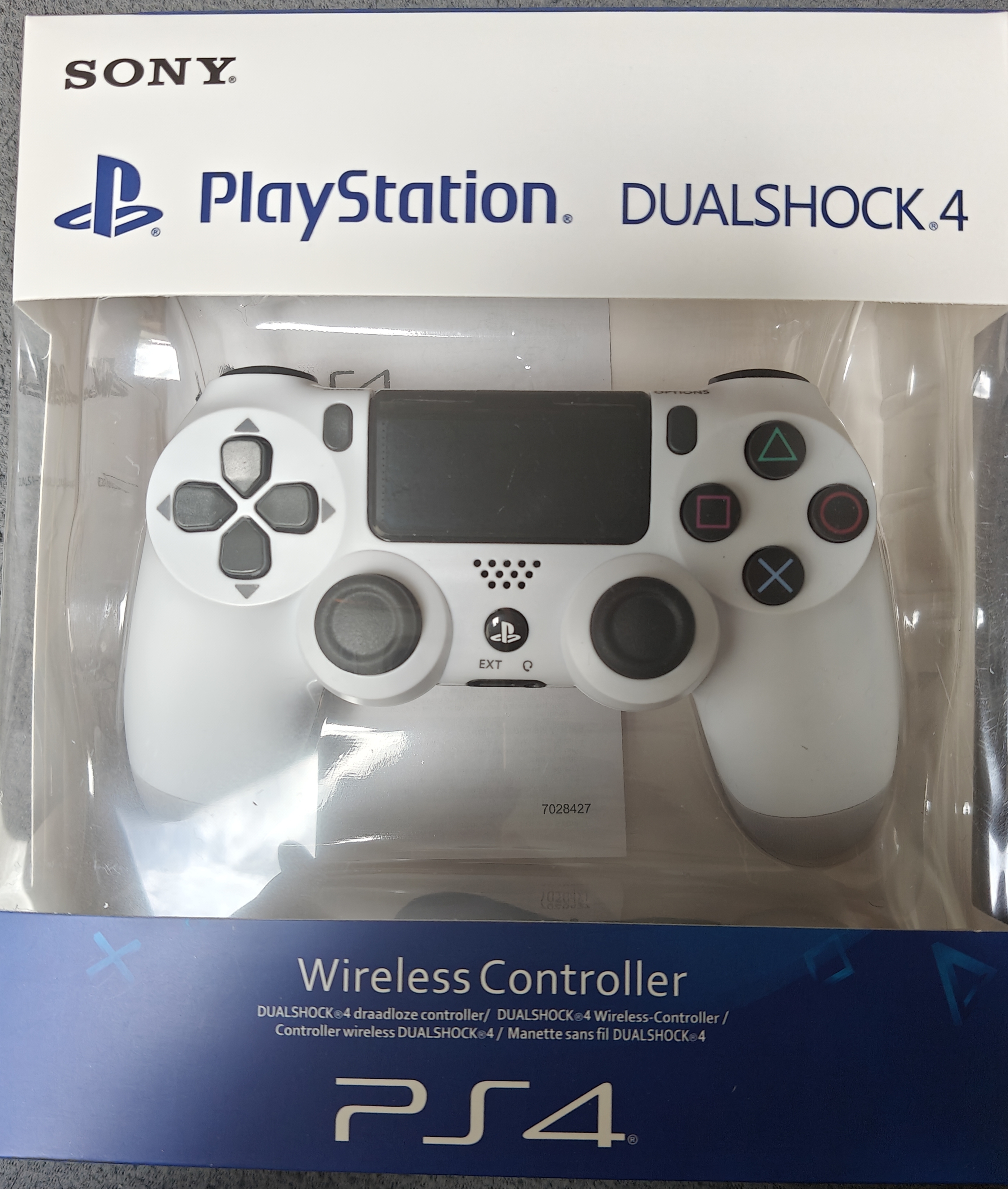 Sony PlayStation 4 DualShock 4 Wireless Controller (White)